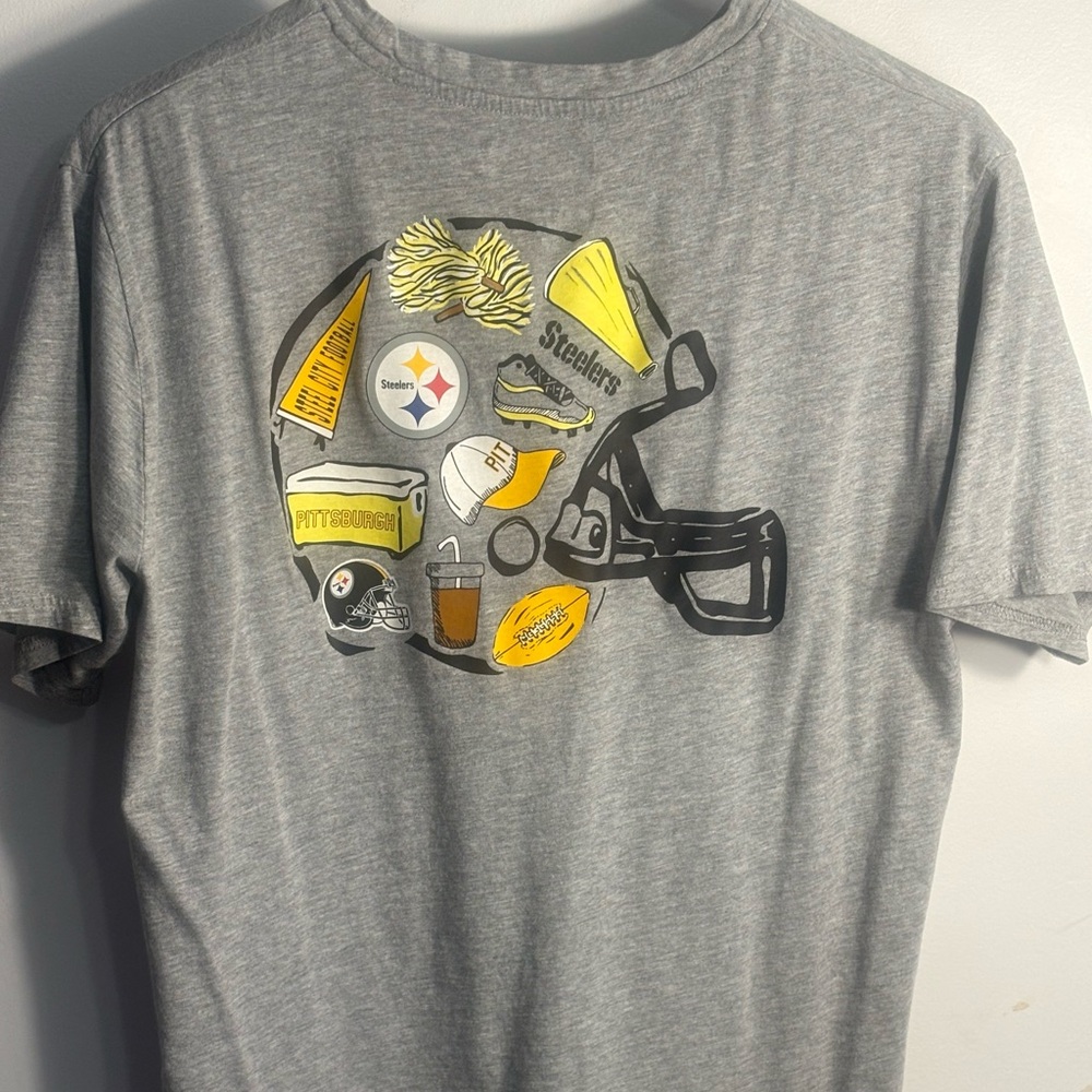 NFL Women's Grey Tee with Black and White Logo